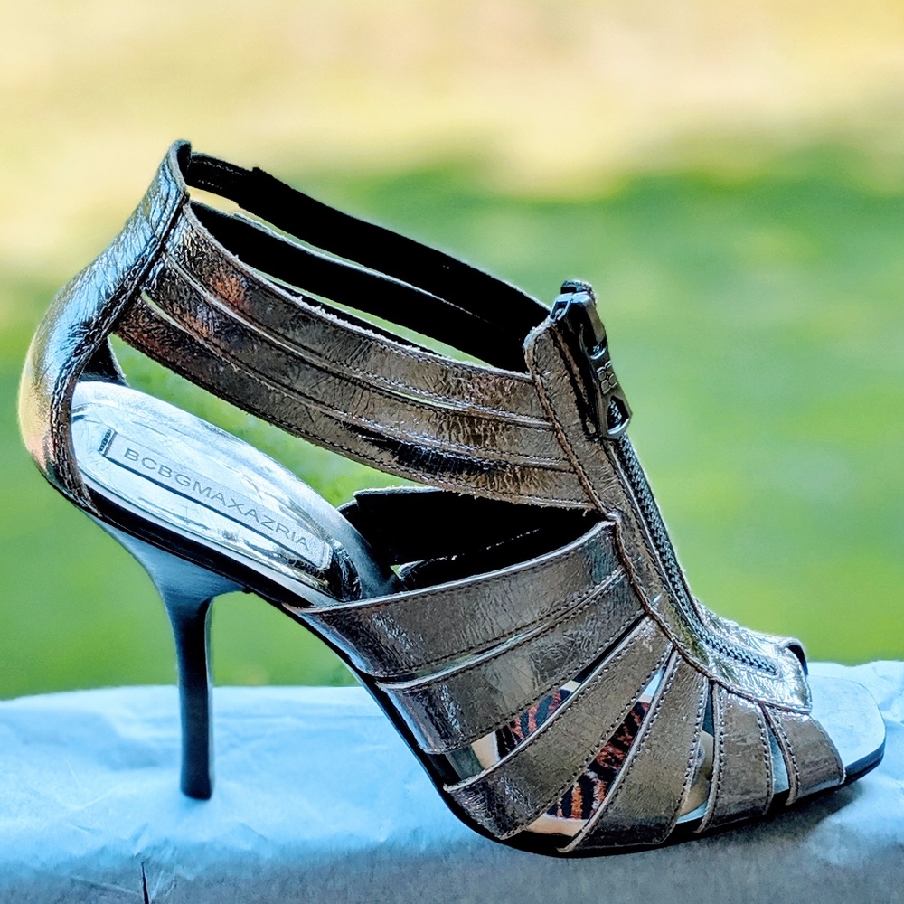 BCBGMAXAZRIA, Sandal, Silver, Heel